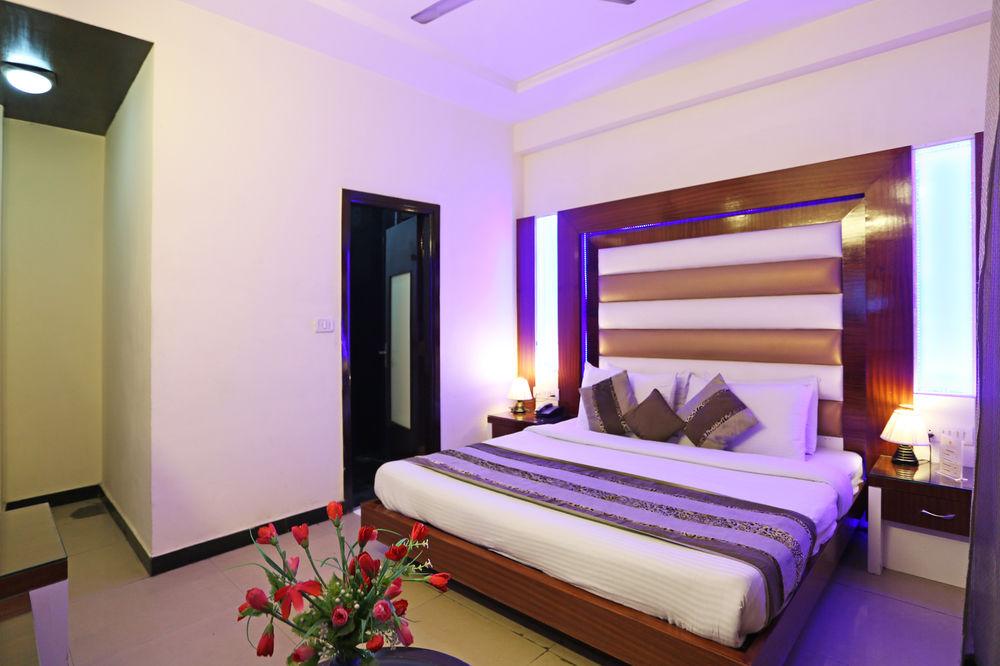 Hotel Star Plaza@New Delhi Railway Station Екстер'єр фото