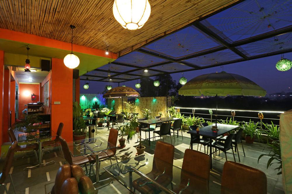 Hotel Star Plaza@New Delhi Railway Station Екстер'єр фото