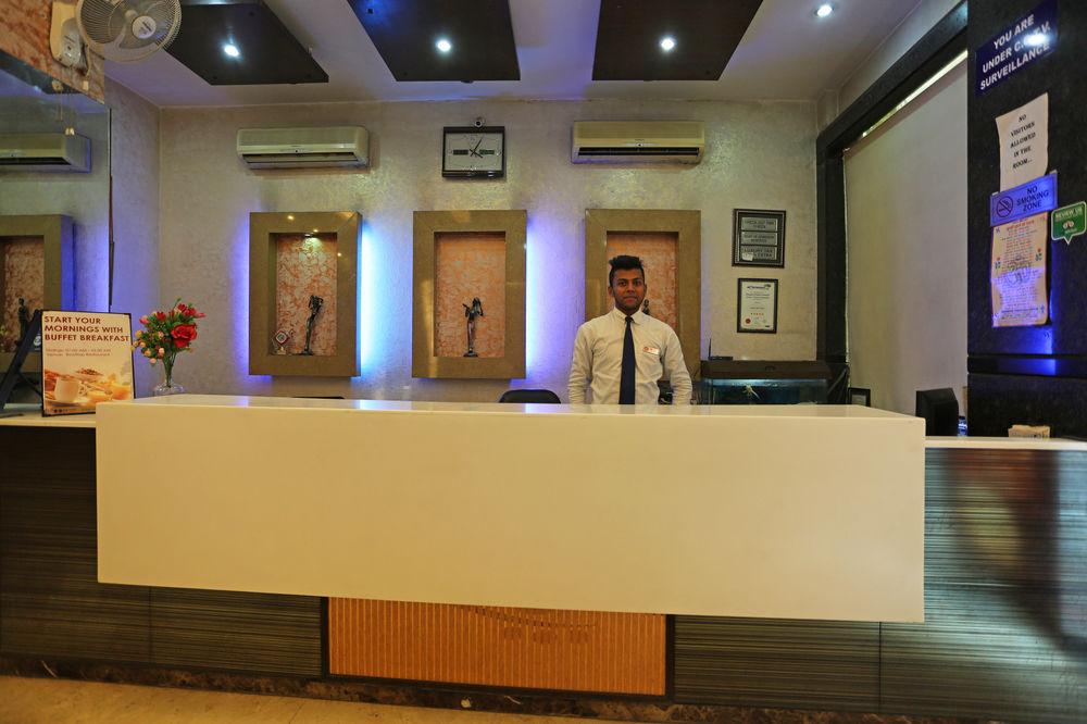 Hotel Star Plaza@New Delhi Railway Station Екстер'єр фото