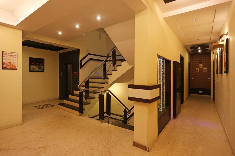 Hotel Star Plaza@New Delhi Railway Station Екстер'єр фото