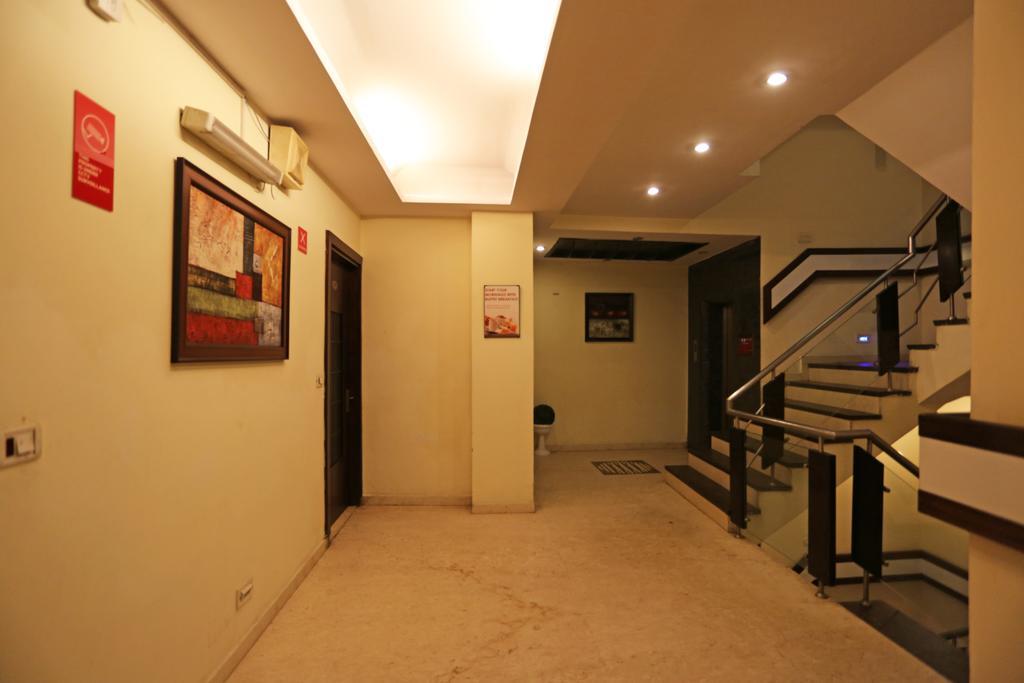 Hotel Star Plaza@New Delhi Railway Station Екстер'єр фото