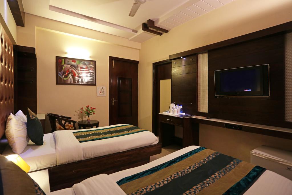 Hotel Star Plaza@New Delhi Railway Station Екстер'єр фото
