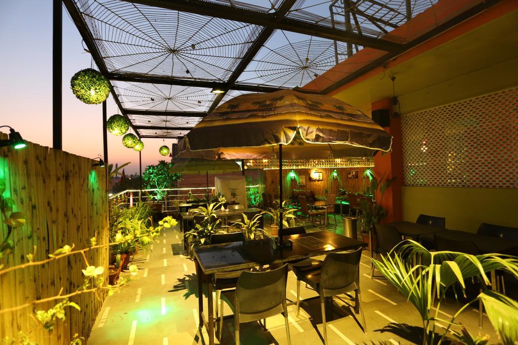 Hotel Star Plaza@New Delhi Railway Station Екстер'єр фото