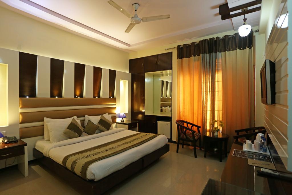 Hotel Star Plaza@New Delhi Railway Station Екстер'єр фото