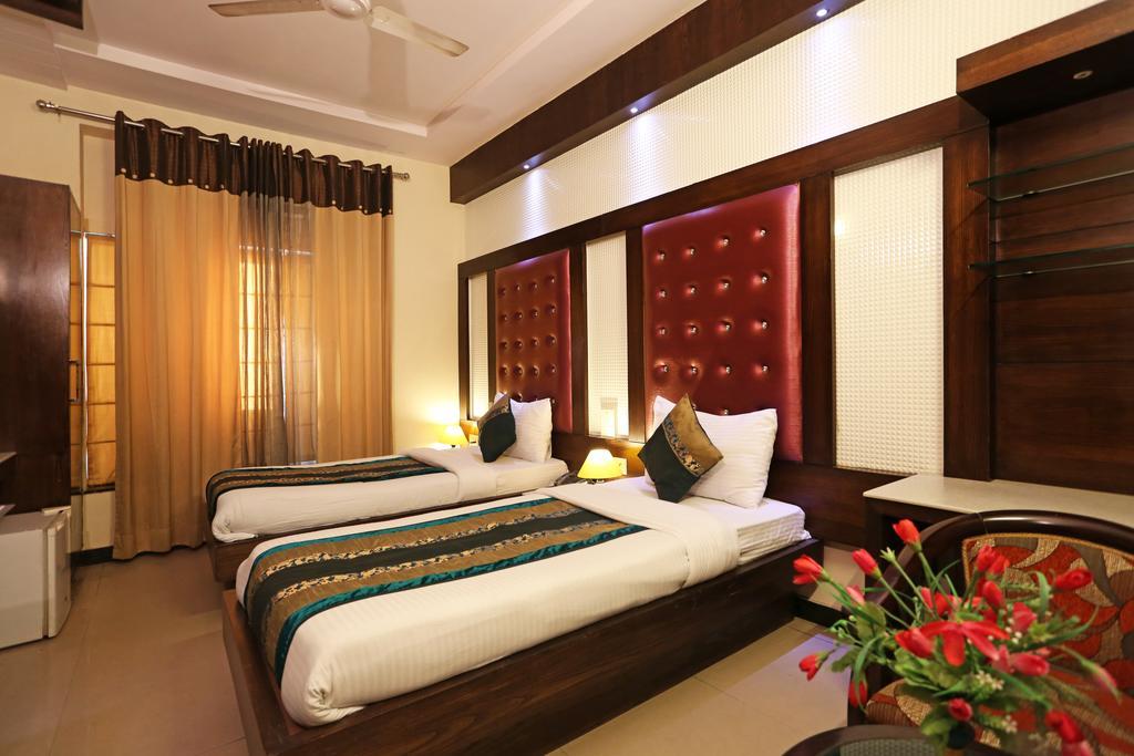 Hotel Star Plaza@New Delhi Railway Station Екстер'єр фото